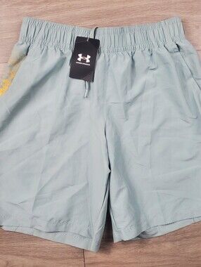 NWT Under Armour Woven Graphic Shorts Men's Small Green Athletic 8" Inseam